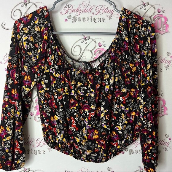 H&M divided Smocked long Sleeve Blouse in Black red floral flowers crop style